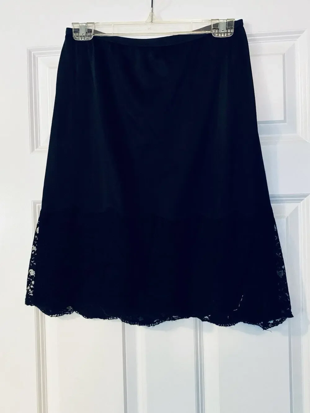 VANITY FAIR VINTAGE NYLON LACE LINGERIE HALF SLIP SKIRT Size Small Black